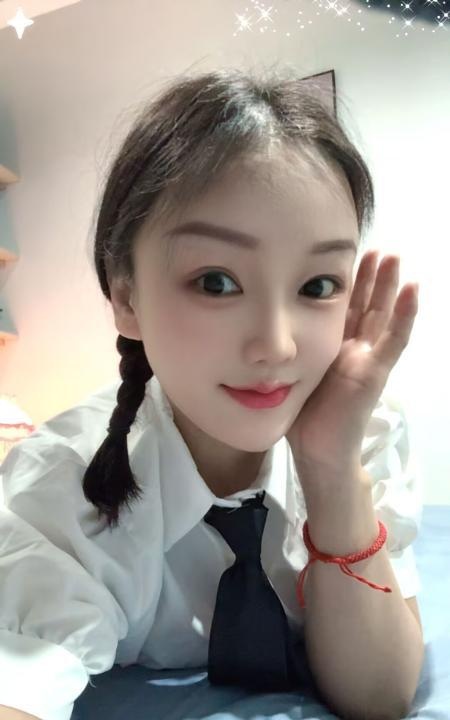 纯欲小姐姐依依