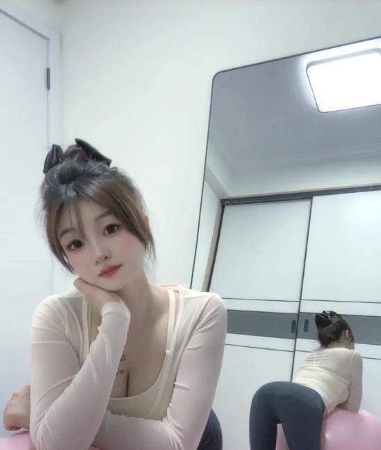 上城美臀妃妃