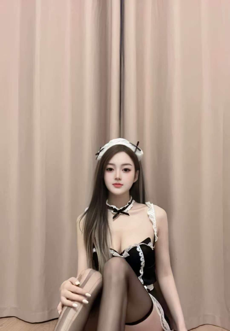 长腿蜜桃臀妹妹