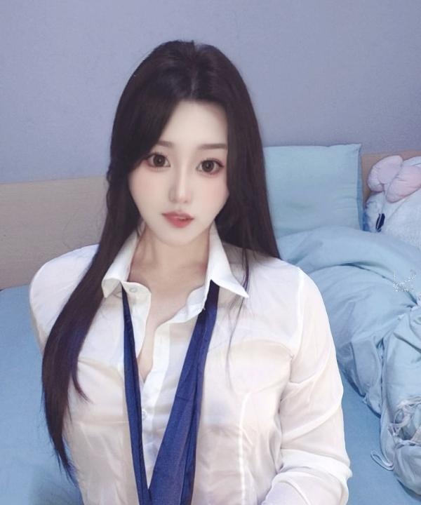 西湖性感小月
