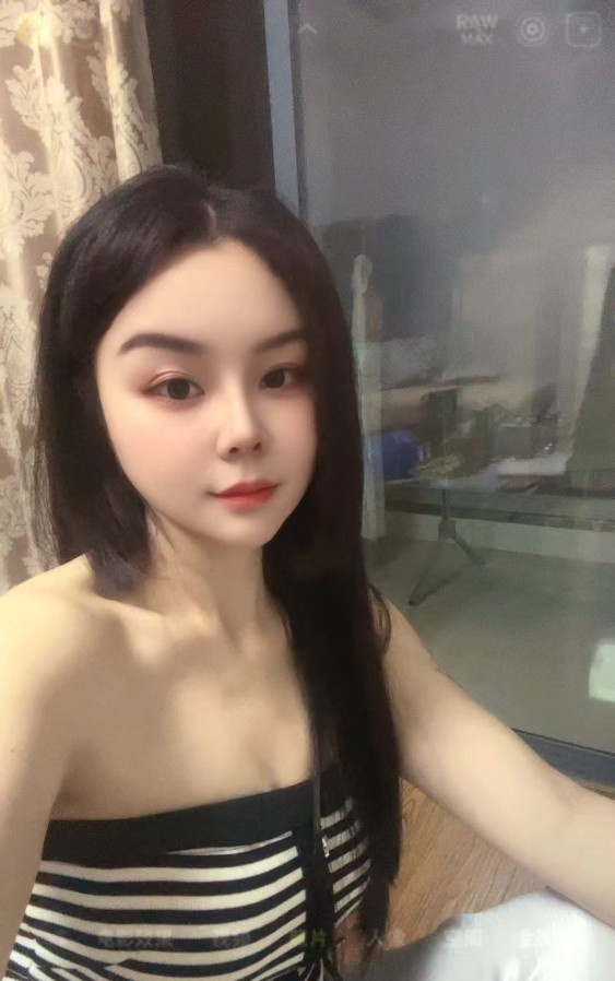 身材不错美少妇芳芳