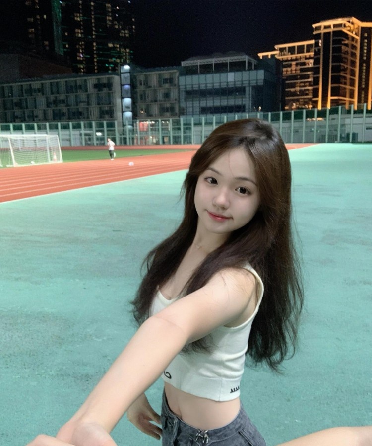 徐汇女友感可爱小嫩妹