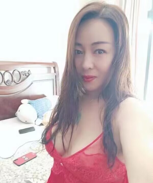 徐汇肥臀熟女姐姐