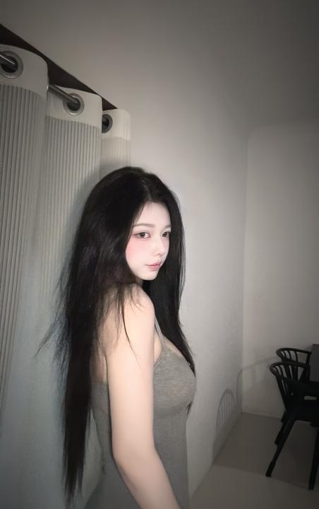高挑模特姐姐