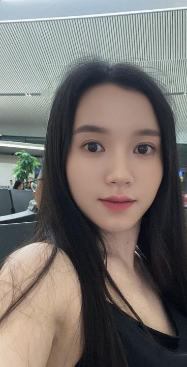 热情温柔美女