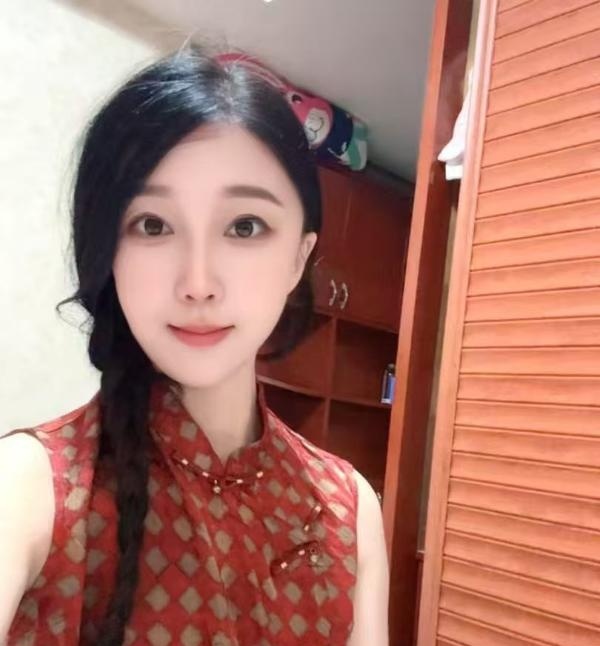 光谷风韵旗袍小仙女