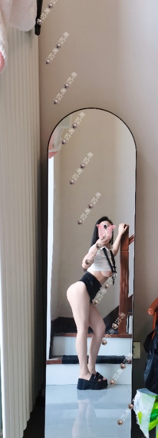 大胸蜜臀