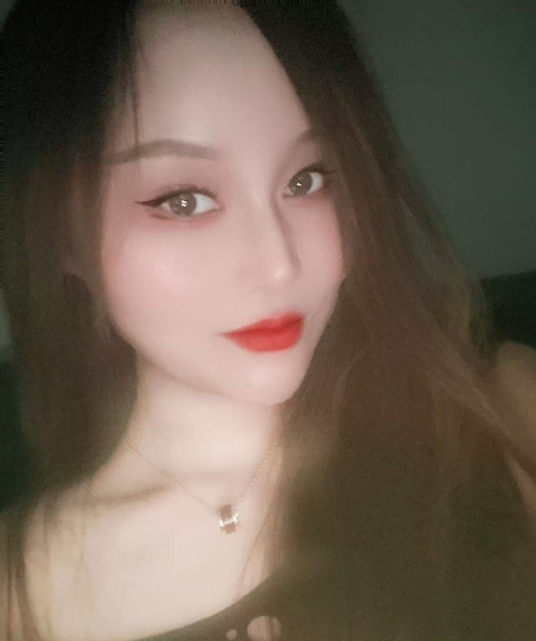 迷恋女王的绳艺束缚