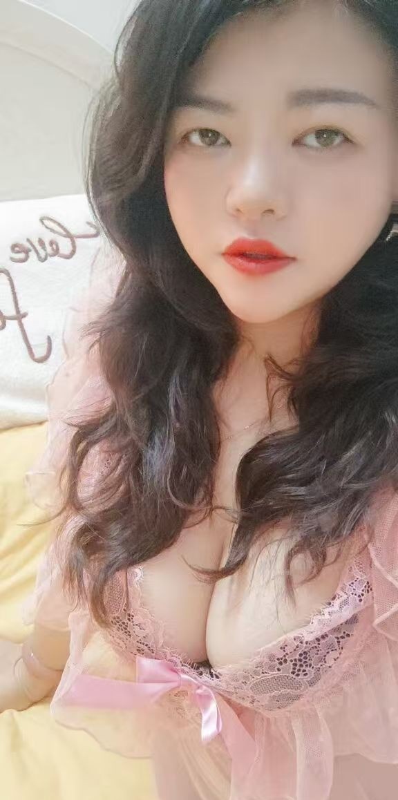 南山丰满巨臀BBW