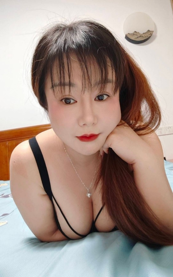 松江区妩媚少妇知月