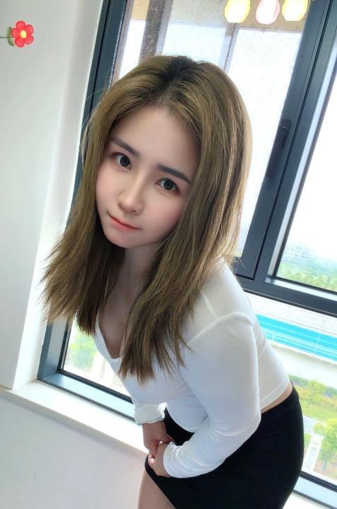 服务系轻熟少妇