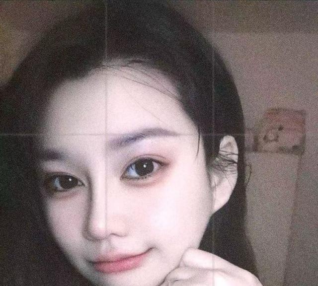 E罩杯御姐依依