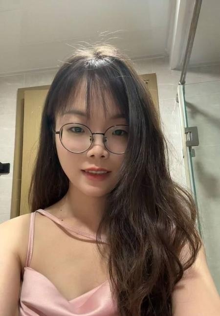 清纯闷骚雪儿
