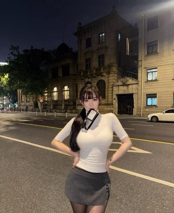 杭州高个子美女老师
