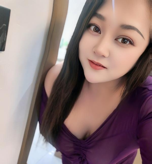 滨江肥乳巨臀骚妇
