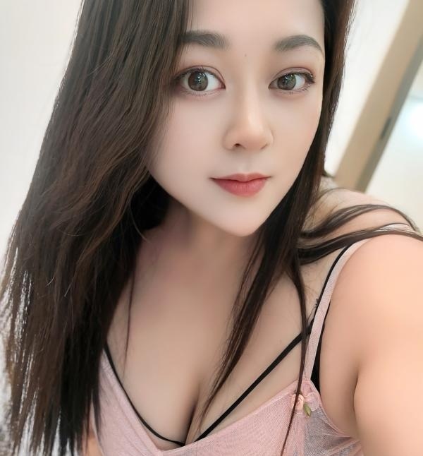 滨江肥乳巨臀骚妇
