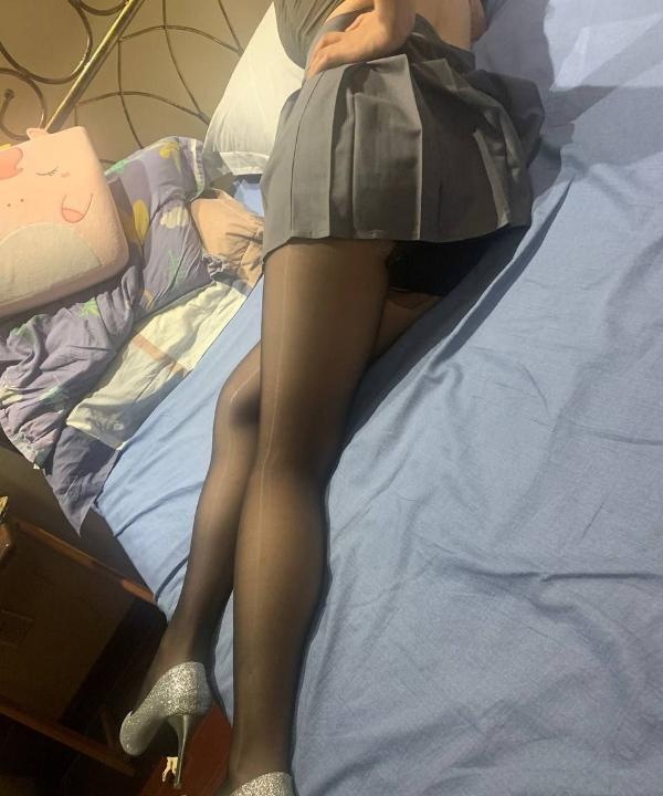 胶州西湖公园小妹