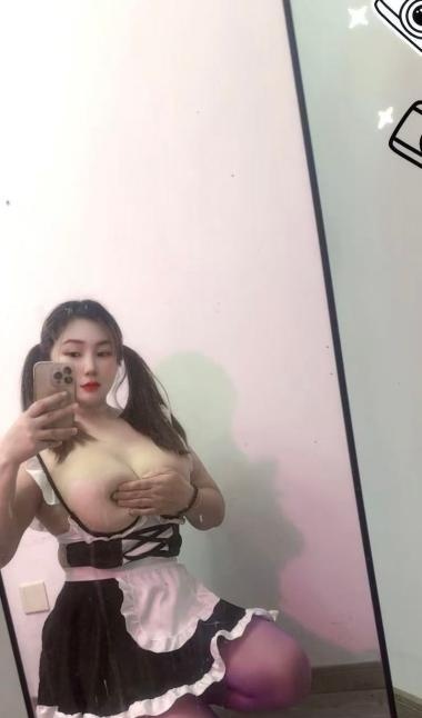 宝山水磨巨乳骚女