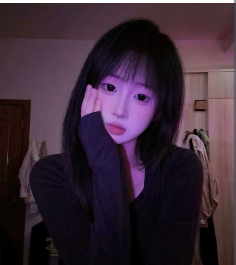 18岁易高潮白虎嫩妹欣欣