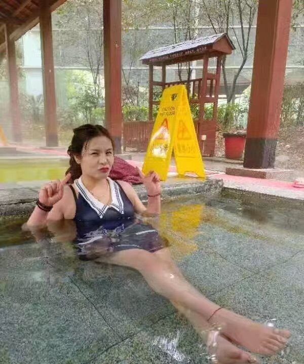 汉口舌吻妹子卡哇伊