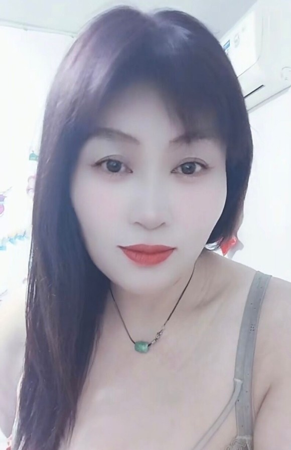 莲池区40D大奶熟女