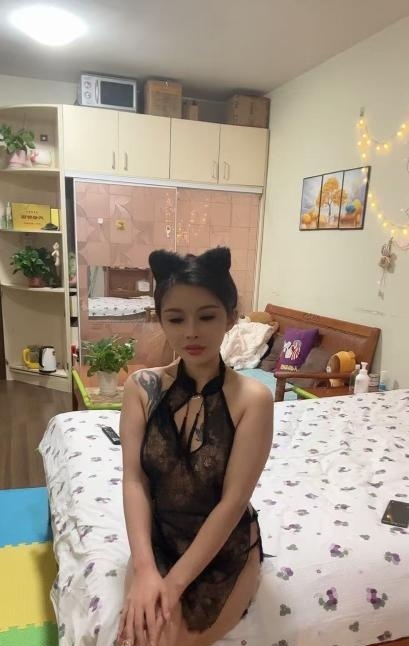 爱吃鸡吧的梓潼