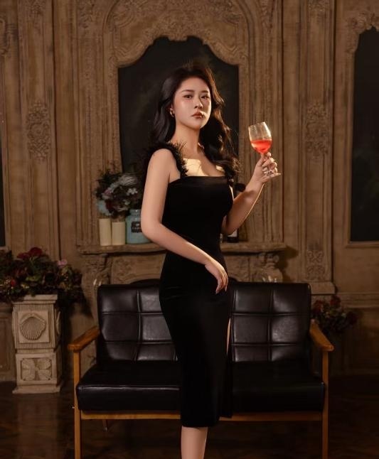 三通全能美女