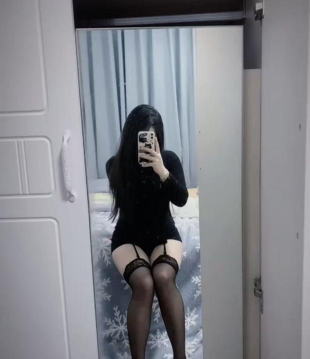 三通全能美女