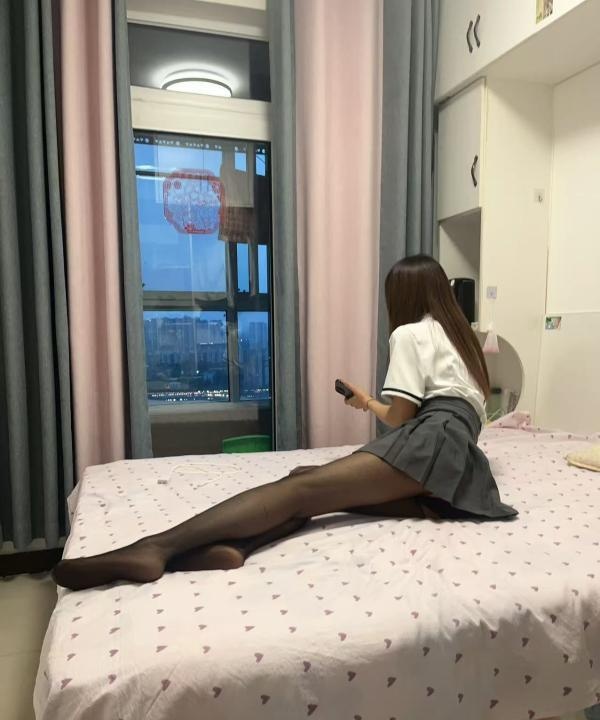 中原区长腿少妇