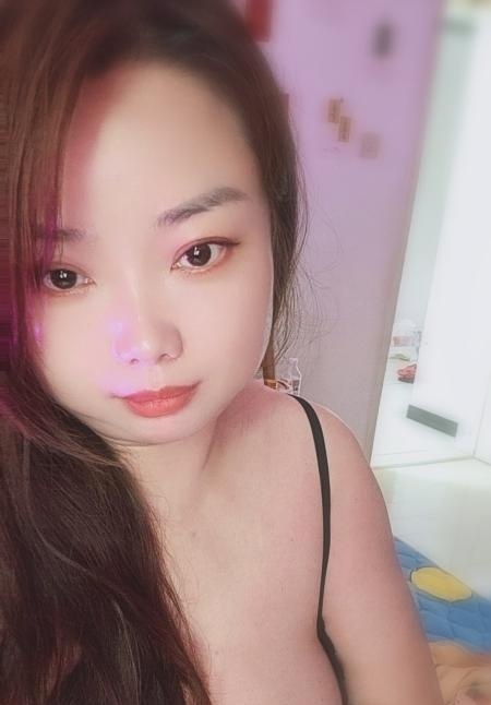 丰满少妇小美