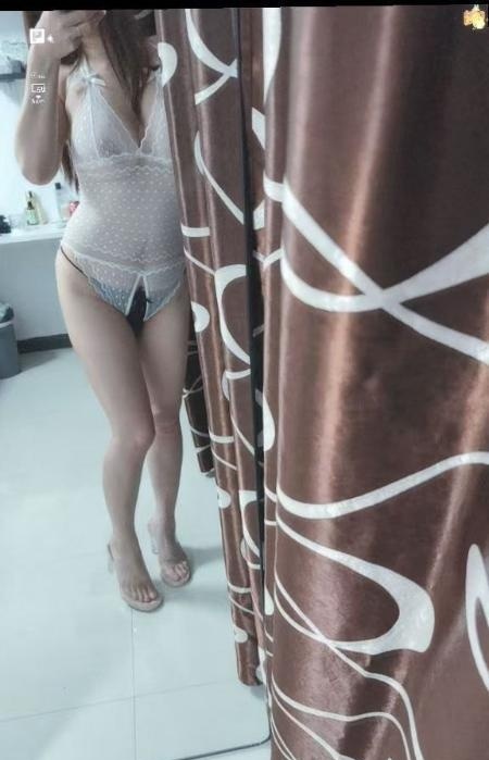 大胸轻熟女婷婷
