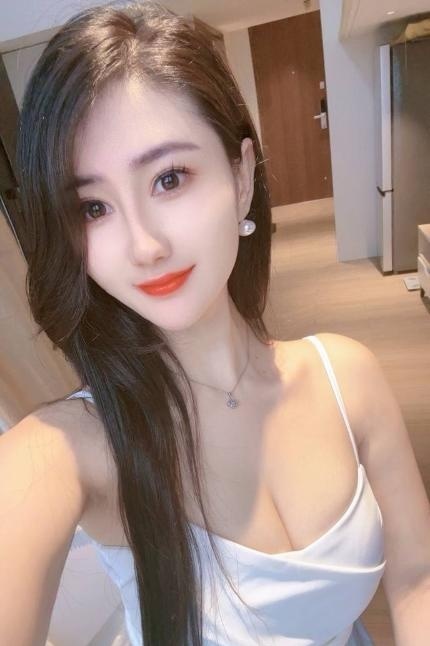 舌吻性感大美美老师