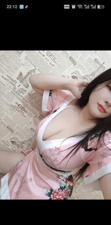 大奶红红