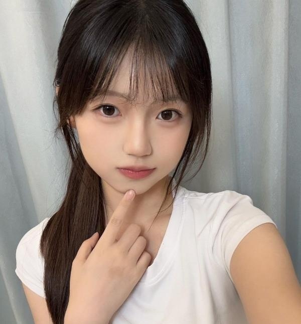 19岁兼职嫩妹