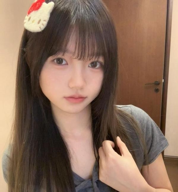 19岁兼职嫩妹