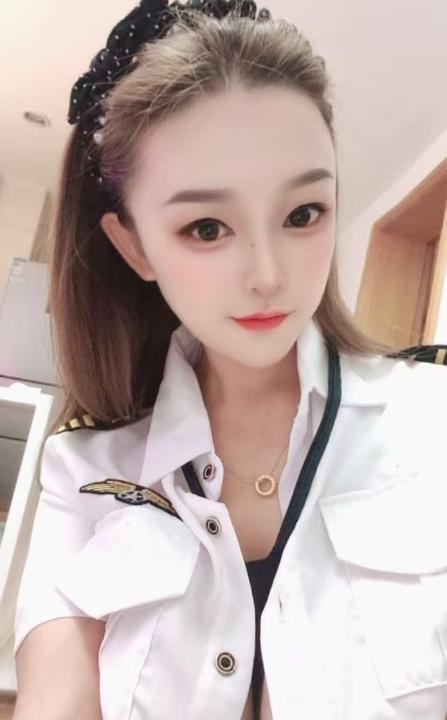 龙华E奶丹妮