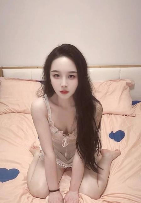 粉嫩紧小迷妹