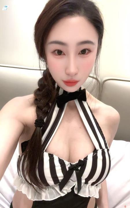 吴中尤物小姐姐