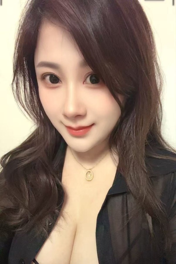 极品骚少妇冰冰