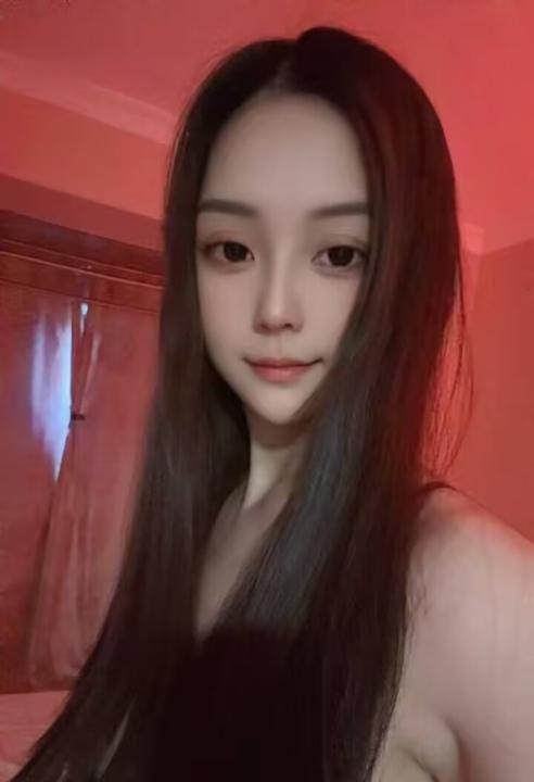普陀磨棒美少妇