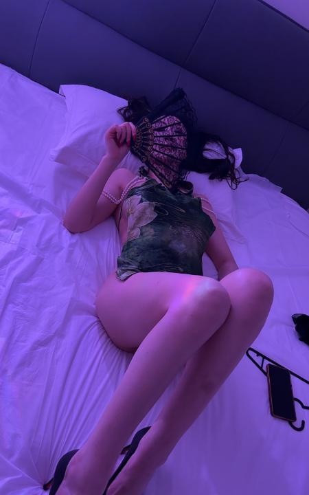 深喉御姐大长腿