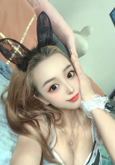 武侯娇小型骚女小小