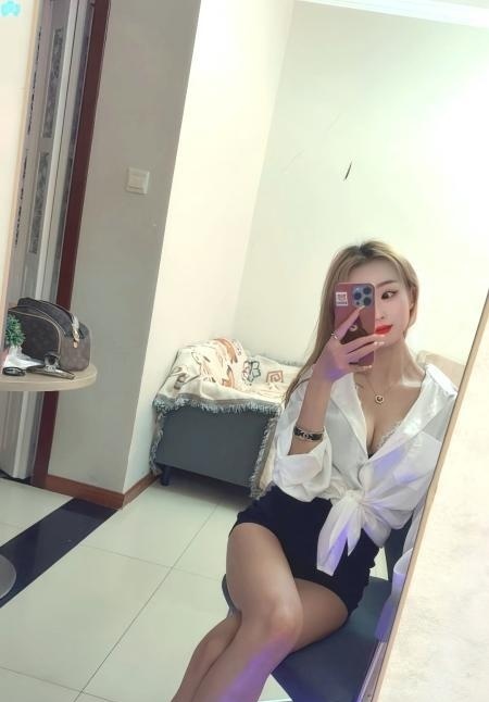 武侯娇小型骚女小小
