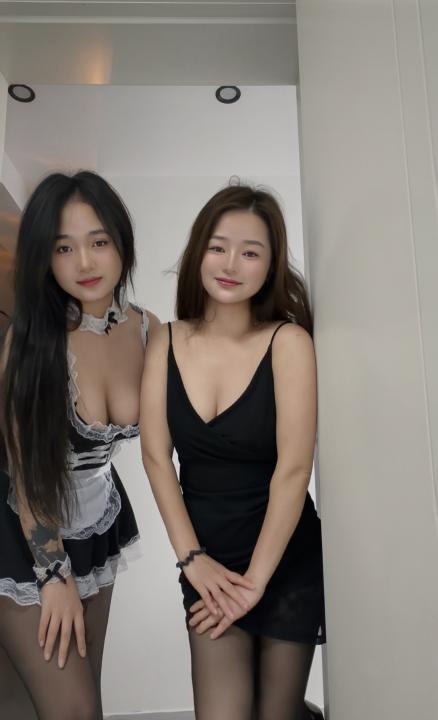 中项双飞口爆两姐妹