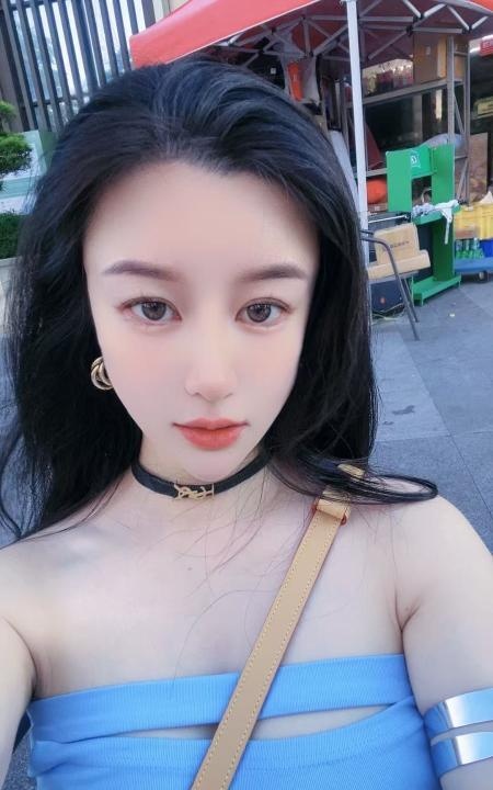 罗湖媚眼美臀御姐