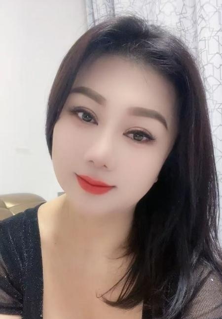返食老情人D杯素素