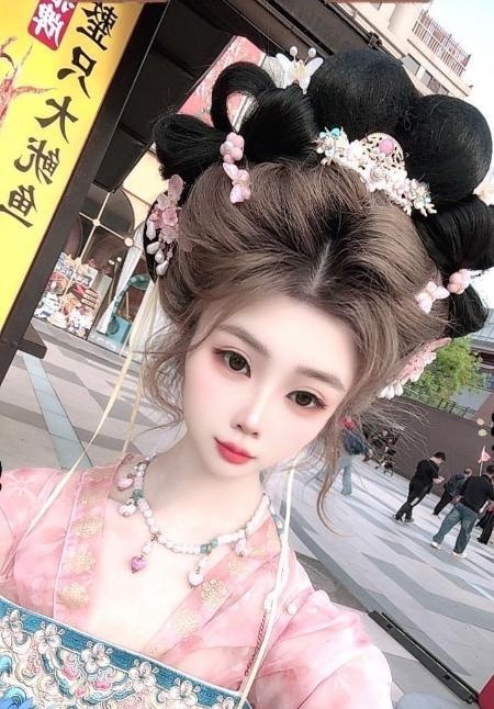 性价比女菩萨菲菲