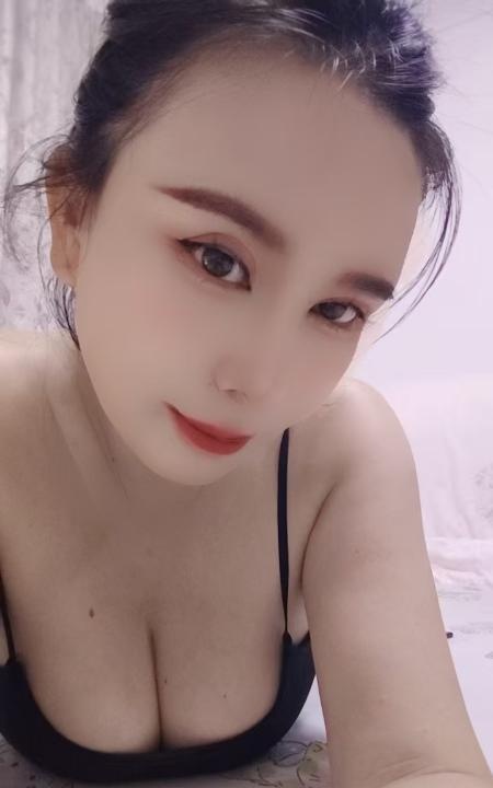 岛内波霸莉莉姐