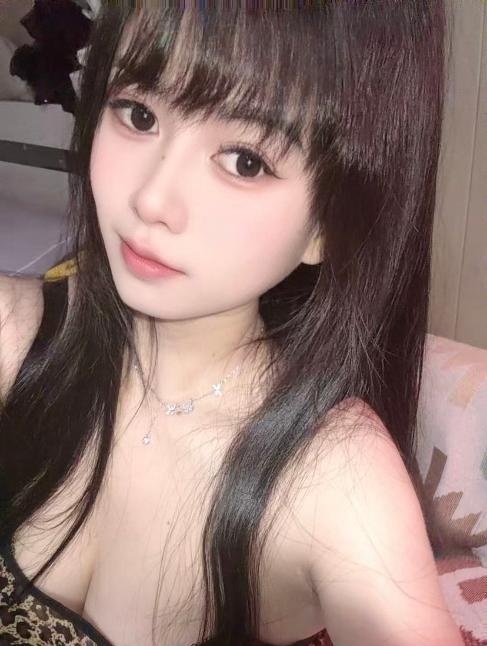 豹纹大胸甜甜