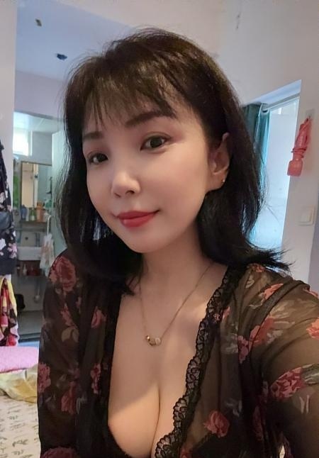 性感美妇悦悦